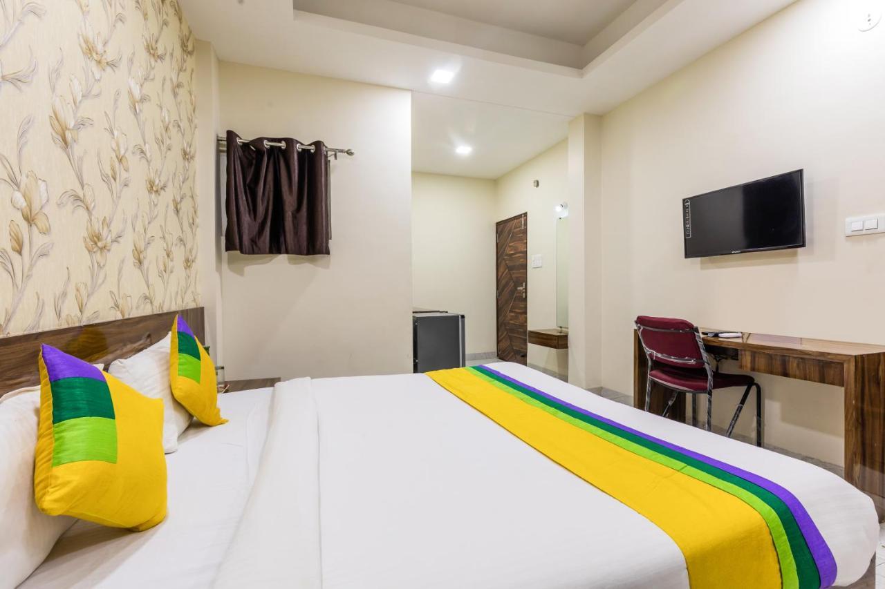 Treebo Trip Namaste Hotel Indore Exterior photo